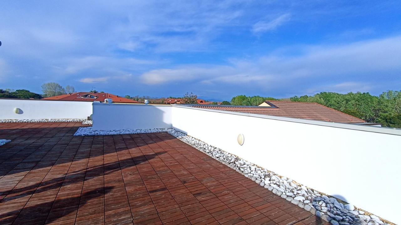 Calilla Home-Appartamento Scirocco Grado Bagian luar foto